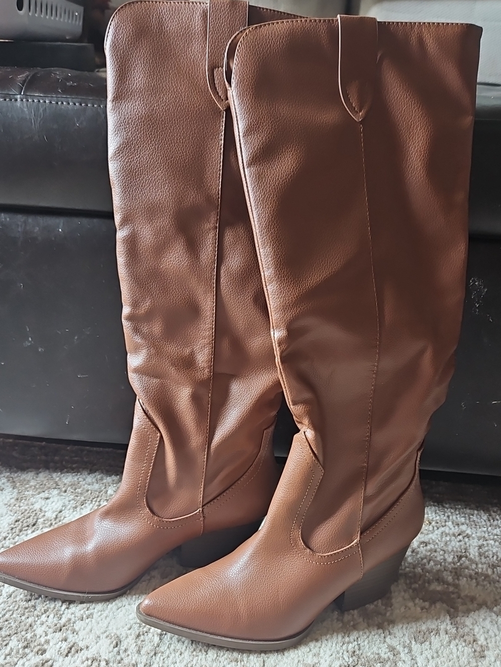 Women’s Tall Pointed-Toe Brown Western Boots